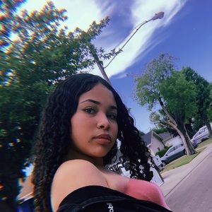 Meet your Posher, Jaylene